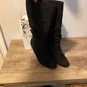 Slouchy boots